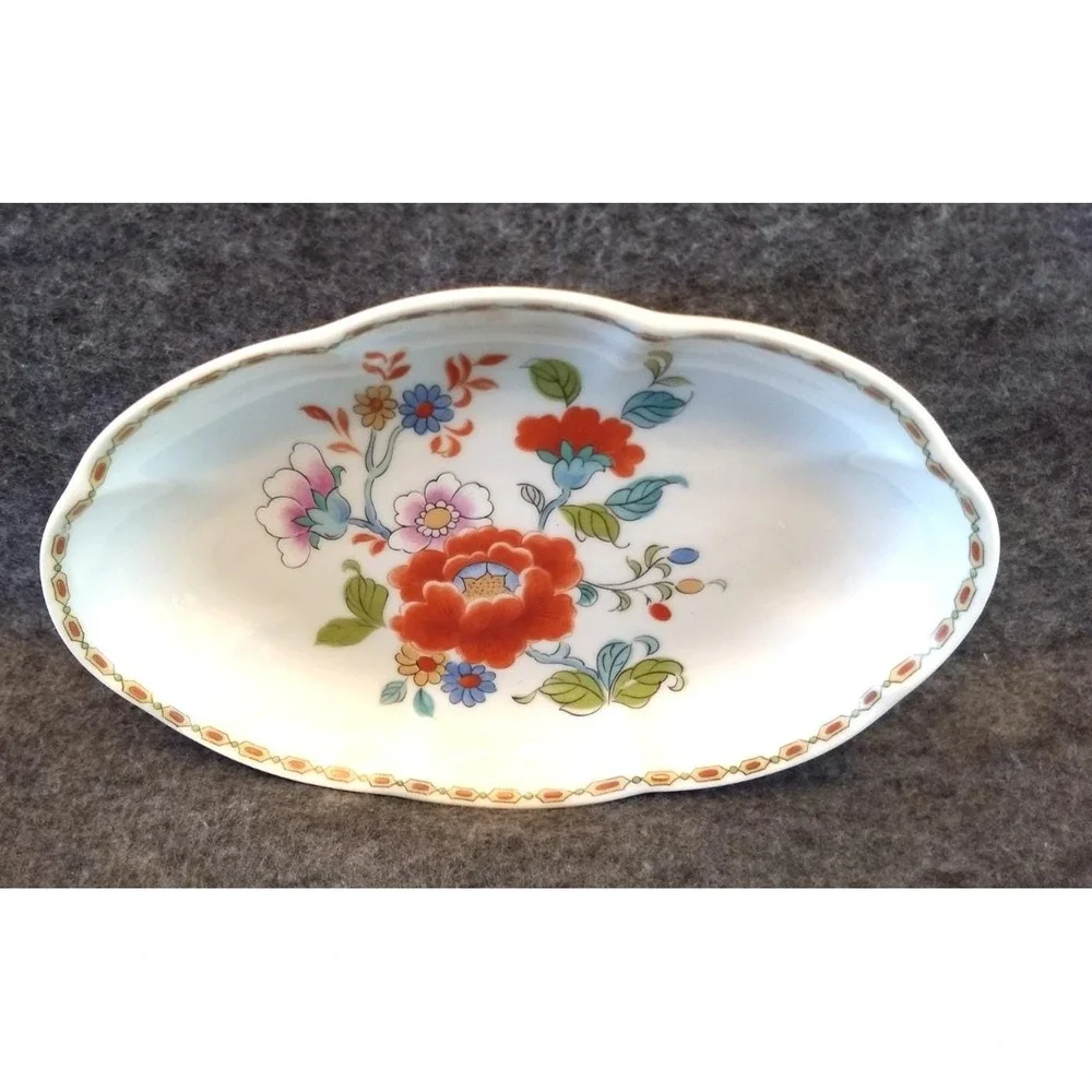 Limoges France Porcelain Vanity Tray LEC Handpainted Floral Scallop Edge Trinket